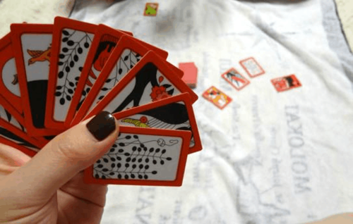 怎么玩花式卡牌（花式玩牌入门技巧）