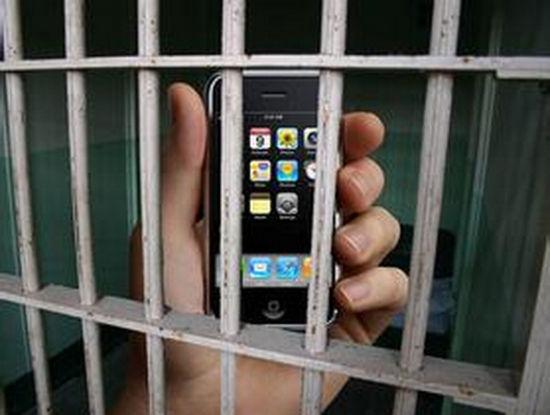 监狱手机怎么玩（能用手机的监狱）